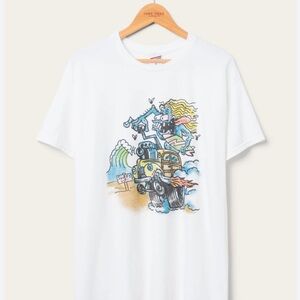 Junk Food Originals Collection Unisex SURFS UP AIRBRUSH FLEA MARKET TEE Large